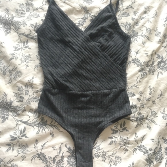 🌺3 FOR $30🌺 bodysuit - Picture 1 of 4